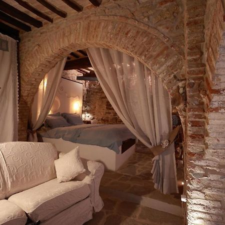 Апартаменты La Casina Del Lillotatini Паникале Экстерьер фото