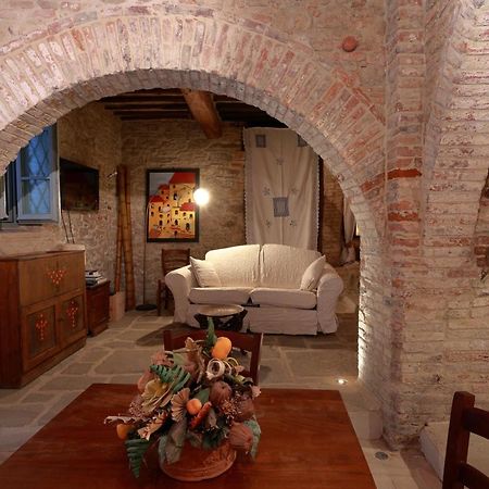 Апартаменты La Casina Del Lillotatini Паникале Экстерьер фото