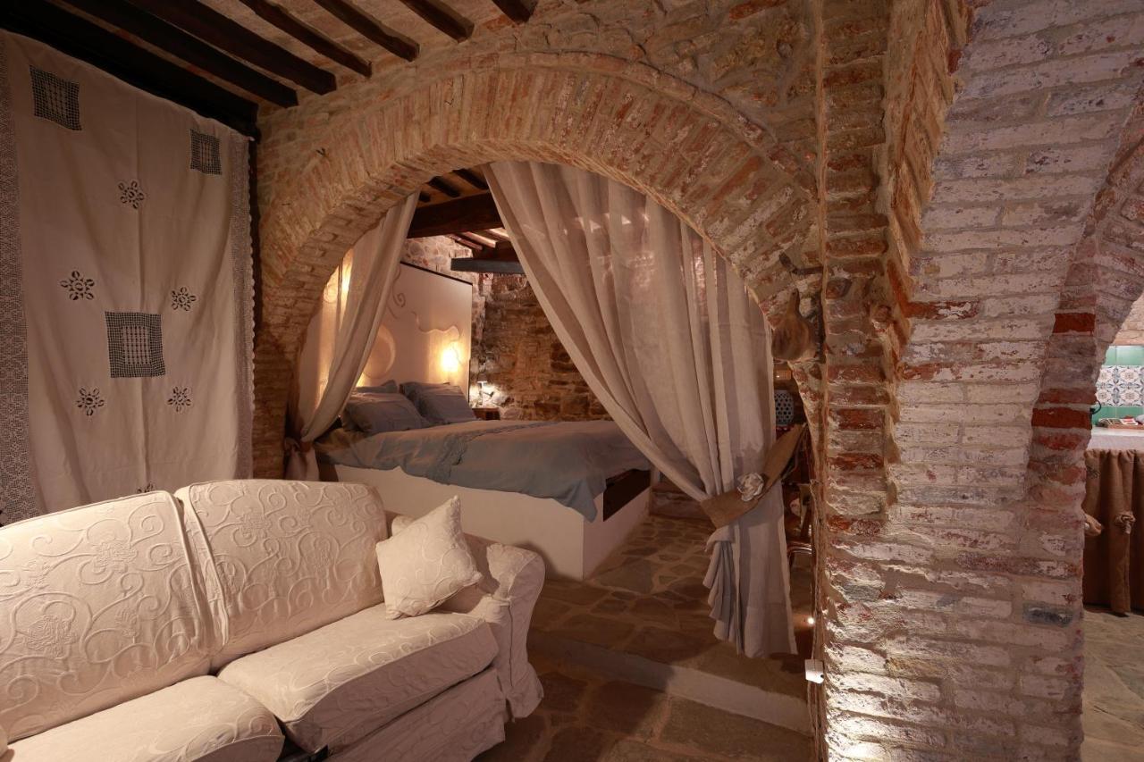Апартаменты La Casina Del Lillotatini Паникале Экстерьер фото