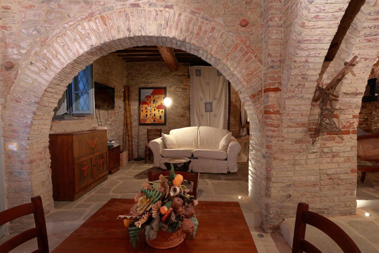 Апартаменты La Casina Del Lillotatini Паникале Экстерьер фото